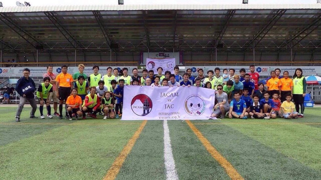 サッカー親善試合のご報告
